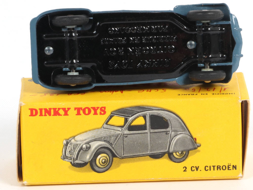 Lot 426 - DINKY TOYS (FRANCE) (1)