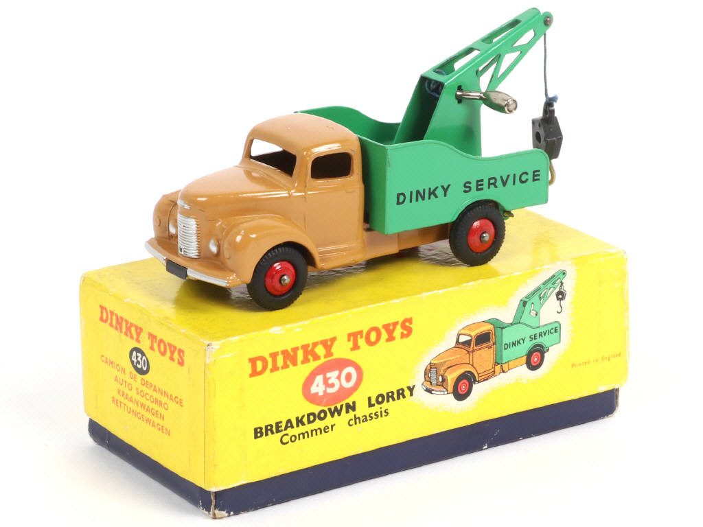 Lot 640 - DINKY TOYS (GB) (1)