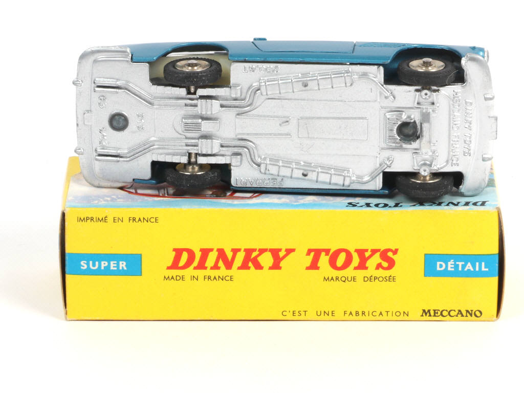 Lot 481 - DINKY TOYS (FRANCE) (1)
