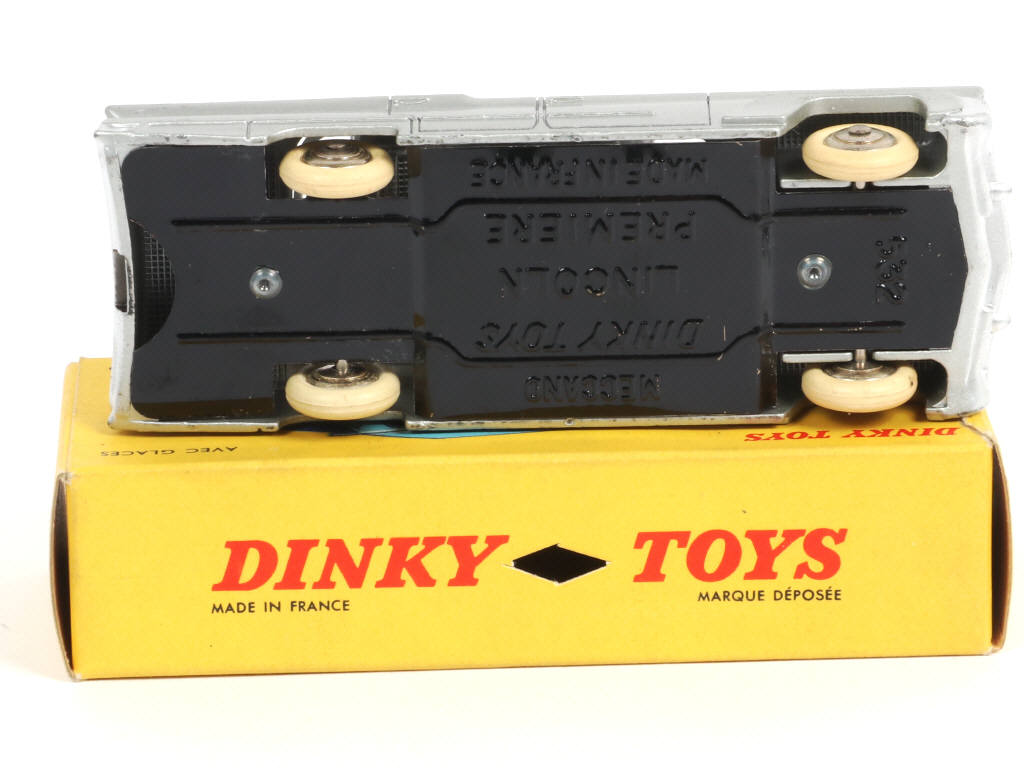 Lot 507 - DINKY TOYS (FRANCE) (1)
