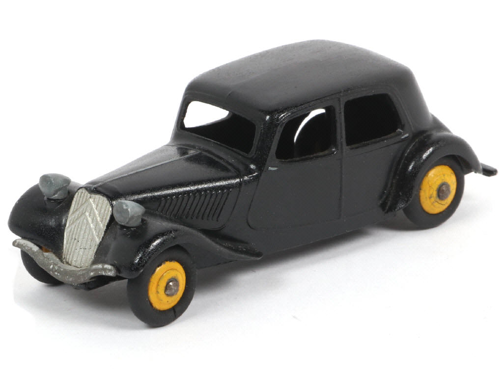 Lot 372 - DINKY TOYS (FRANCE) (1)