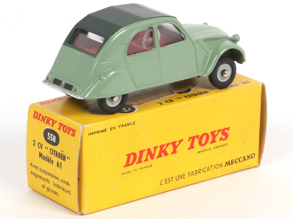Lot 427 - DINKY TOYS (FRANCE) (1)