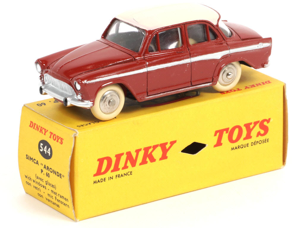 Lot 472 - DINKY TOYS (FRANCE) (1)