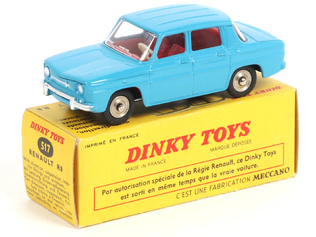 Lot 452 - DINKY TOYS (FRANCE) (1)
