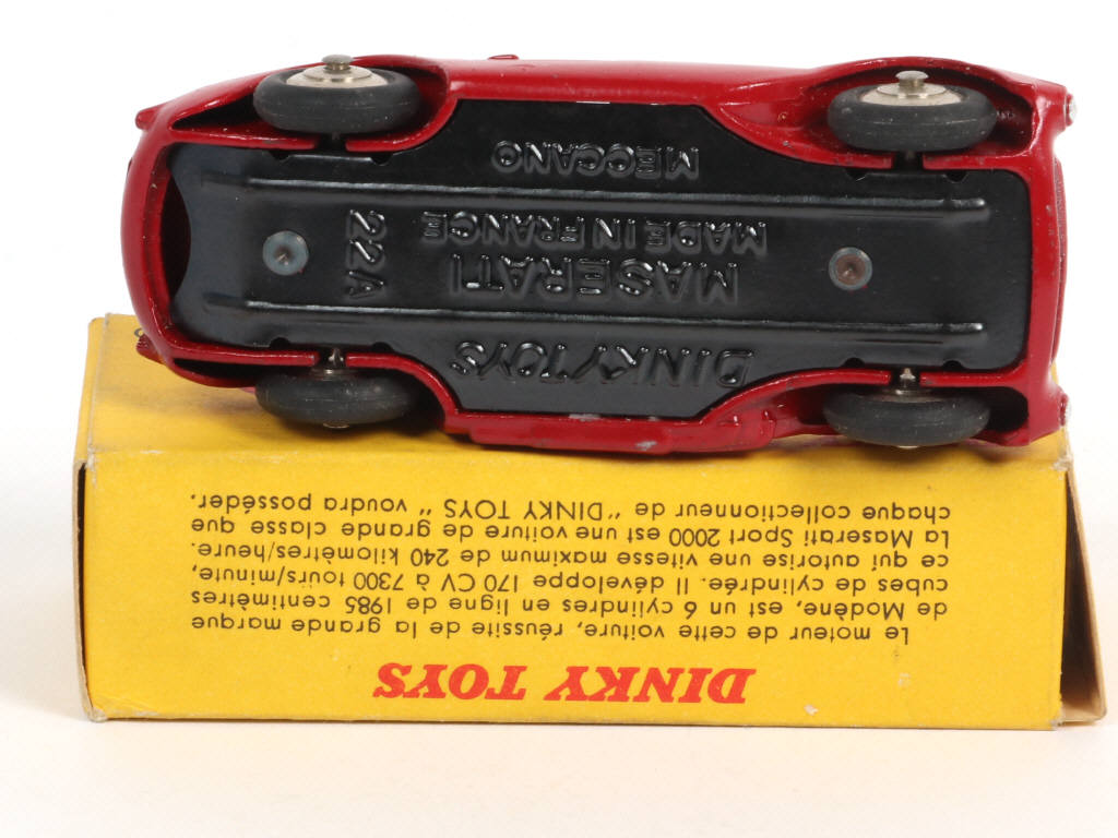 Lot 389 - DINKY TOYS (FRANCE) (1)