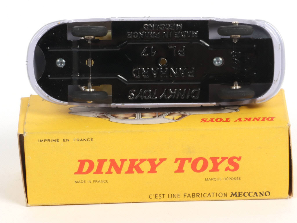 Lot 478 - DINKY TOYS (FRANCE) (1)