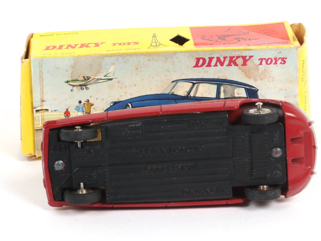 Lot 405 - DINKY TOYS (FRANCE) (1)