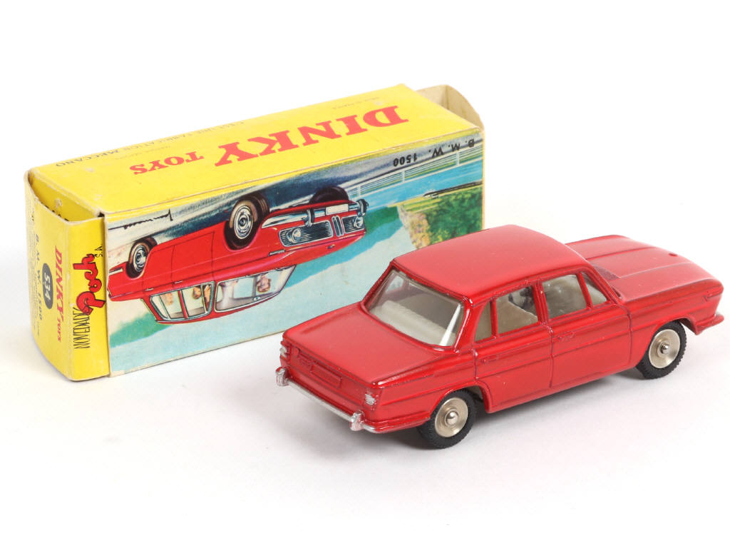 Lot 346 - DINKY TOYS (FRANCE) Série POCH (1)