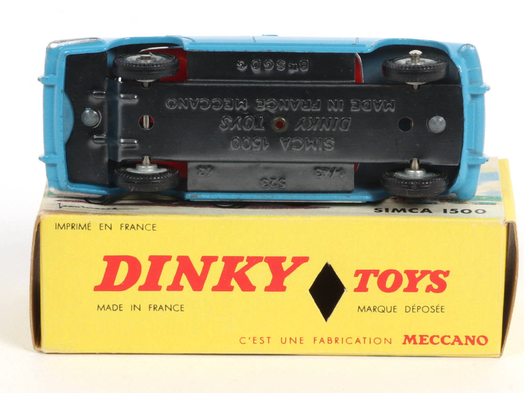 Lot 476 - DINKY TOYS (FRANCE) (1)