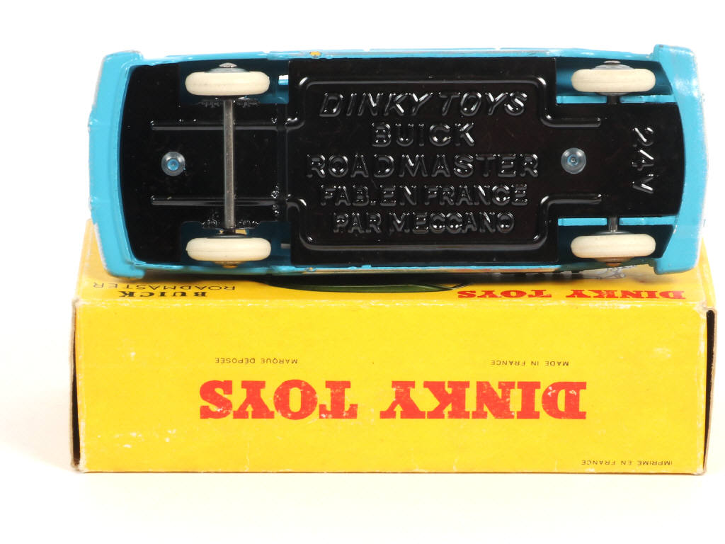 Lot 440 - DINKY TOYS (FRANCE) (1)