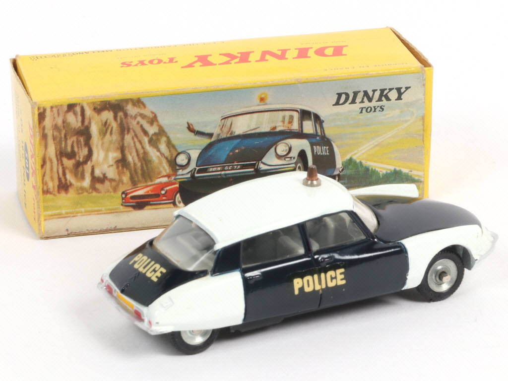 Lot 408 - DINKY TOYS (FRANCE) (1)
