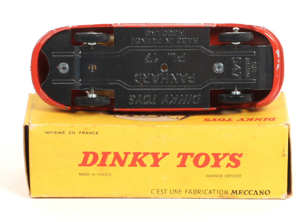 Lot 479 - DINKY TOYS (FRANCE) (1)