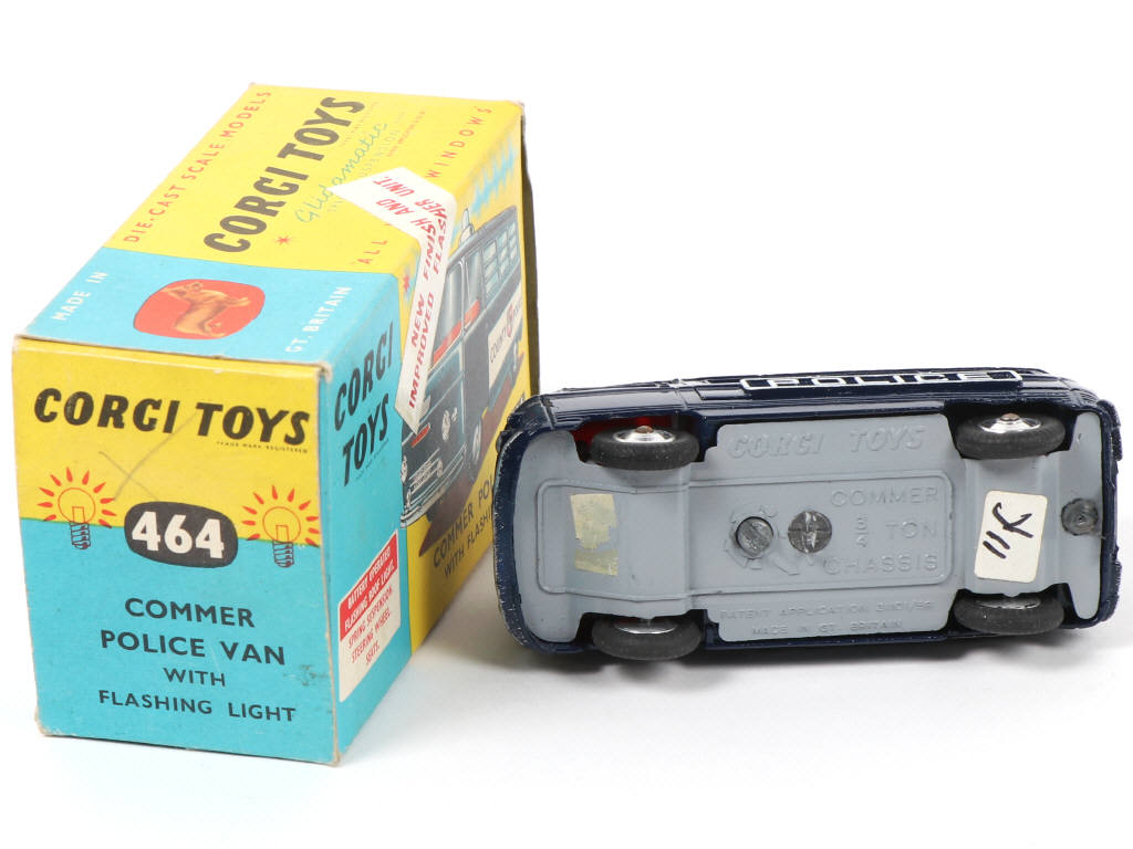 Lot 202 - CORGI TOYS (GB) (1)