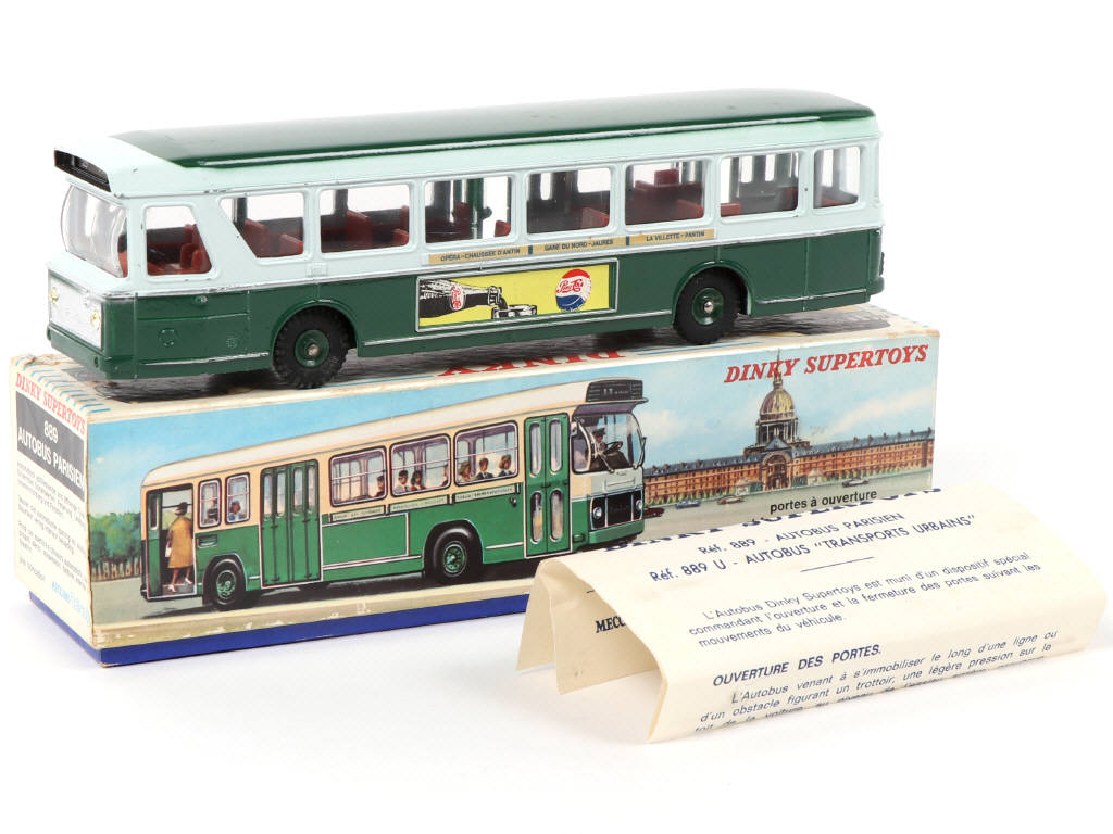 Lot 550 - DINKY TOYS (FRANCE) (1)