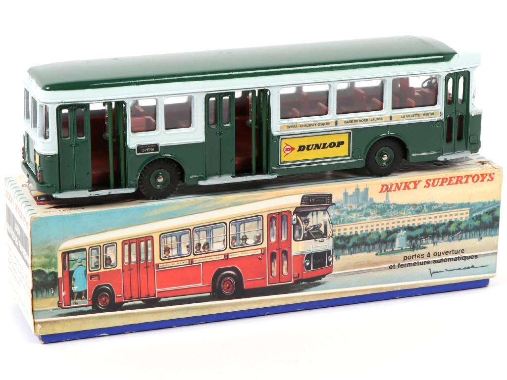 Lot 550 - DINKY TOYS (FRANCE) (1)