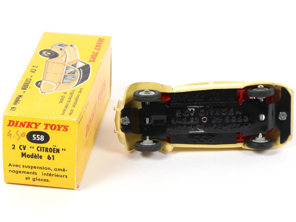 Lot 429 - DINKY TOYS (FRANCE) (1)