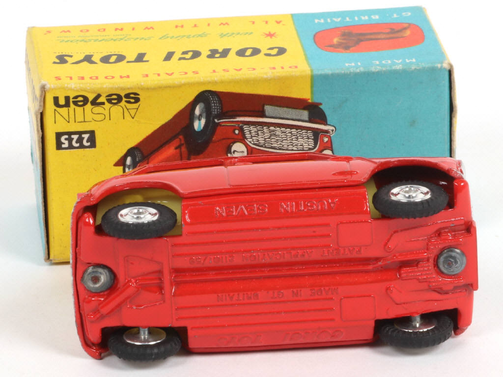 Lot 183 - CORGI TOYS (GB) (1)