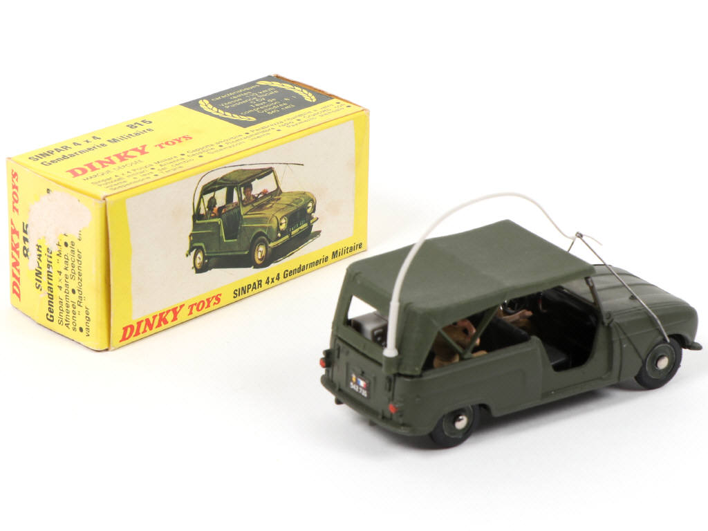 Lot 543 - DINKY TOYS (FRANCE) (1)