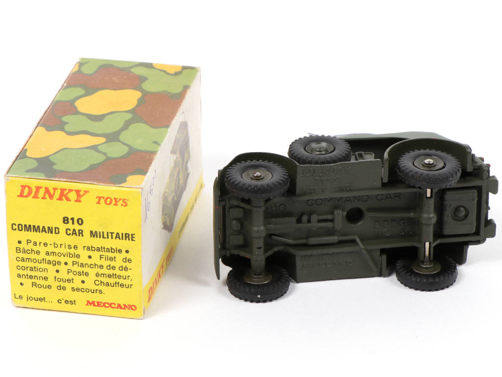 Lot 542 - DINKY TOYS (FRANCE) (1)