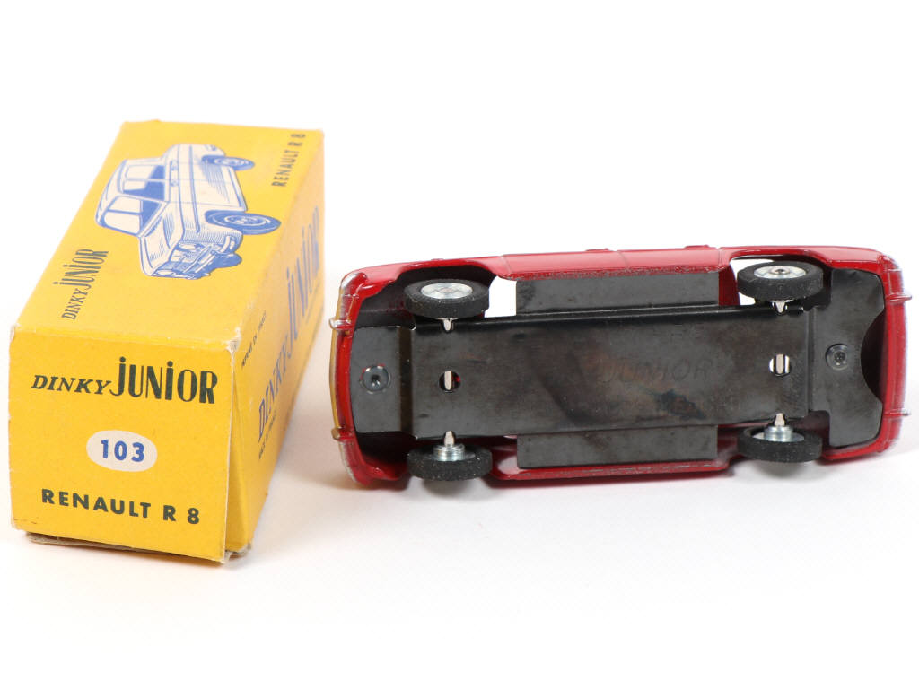 Lot 350 - DINKY TOYS (FRANCE) Série JUNIOR (1)