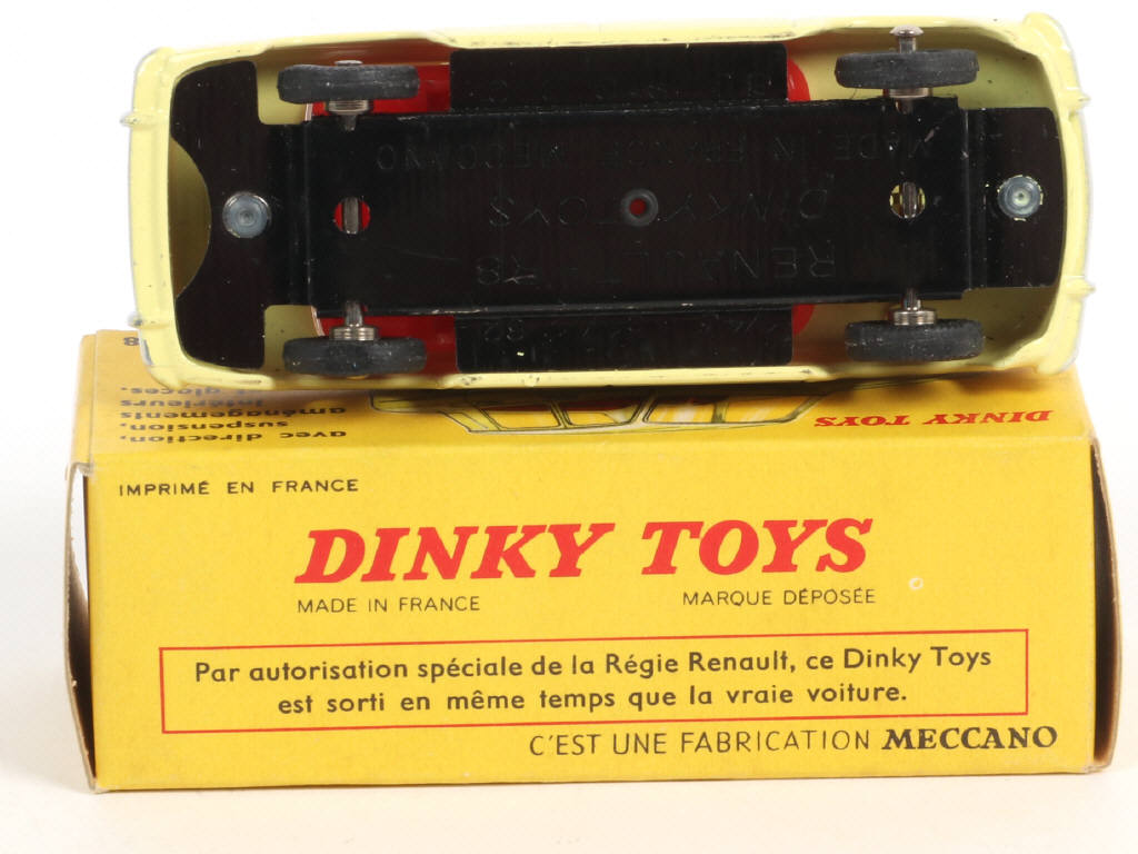 Lot 451 - DINKY TOYS (FRANCE) (1)