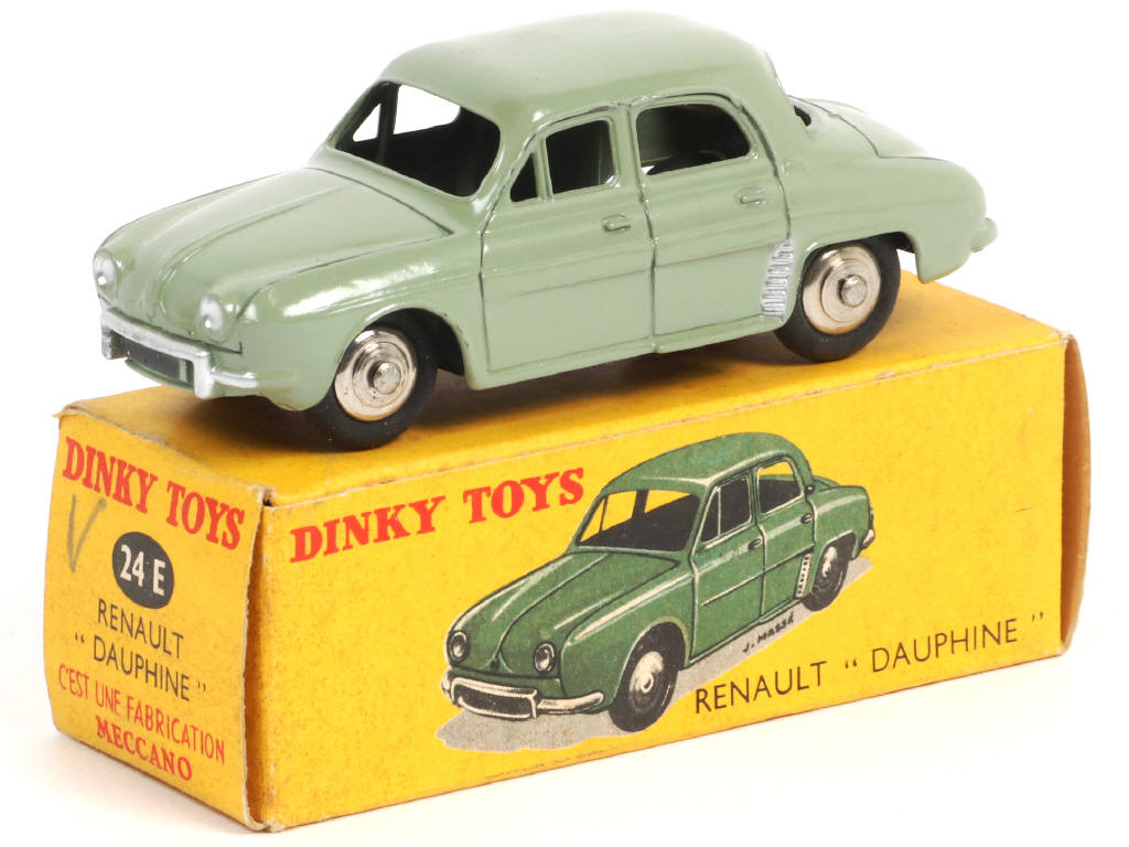 Lot 417 - DINKY TOYS (FRANCE) (1)