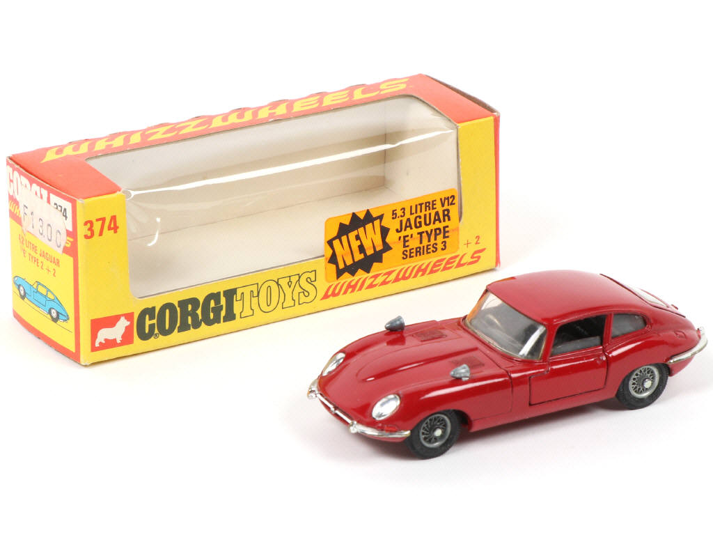 Lot 182 - CORGI TOYS (GB) (1)