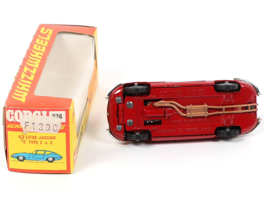 Lot 182 - CORGI TOYS (GB) (1)
