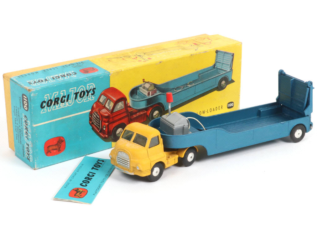 Lot 203 - CORGI TOYS (GB) (1)
