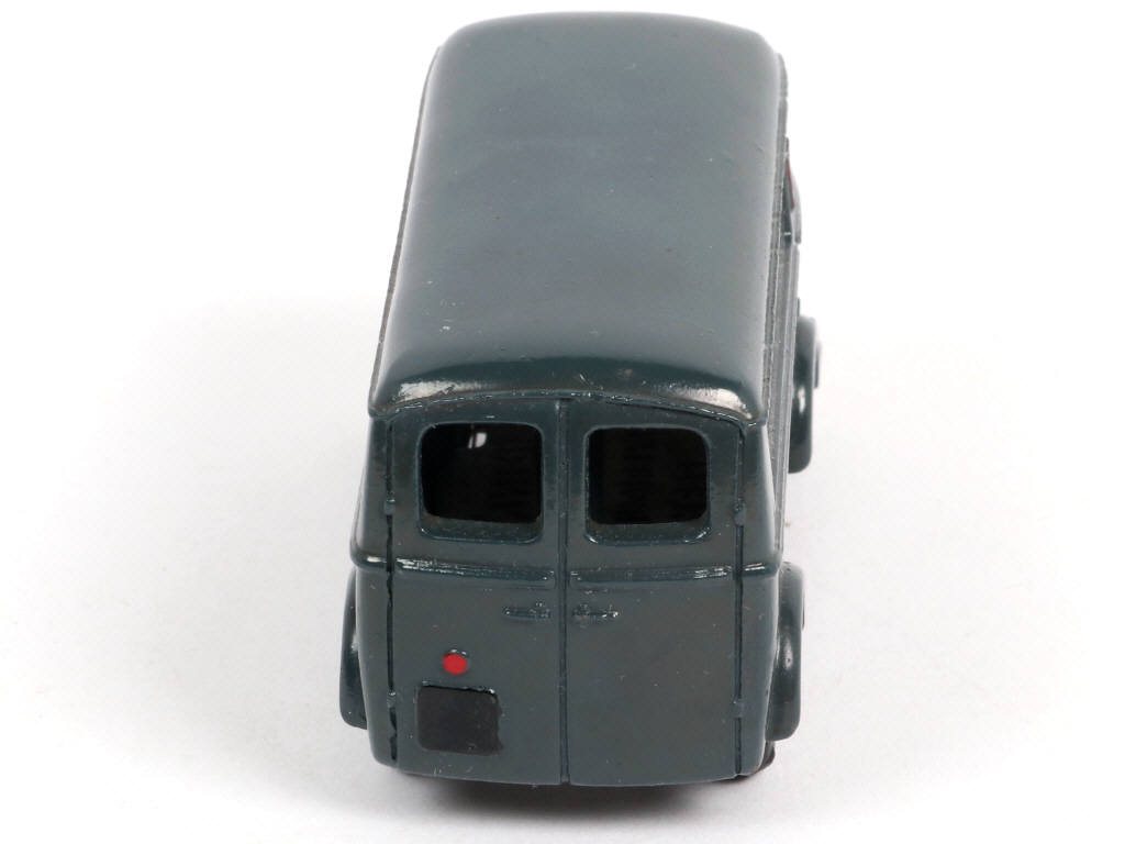 Lot 516 - DINKY TOYS (FRANCE) (1)
