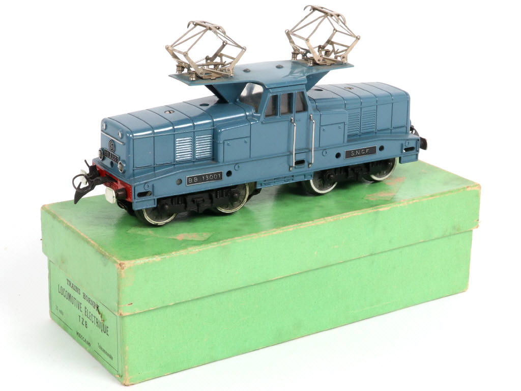 Lot 7 - HORNBY 'O' (FRANCE) (1)