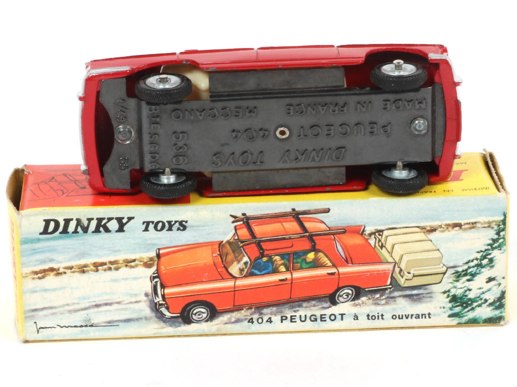 Lot 463 - DINKY TOYS (FRANCE) (1)