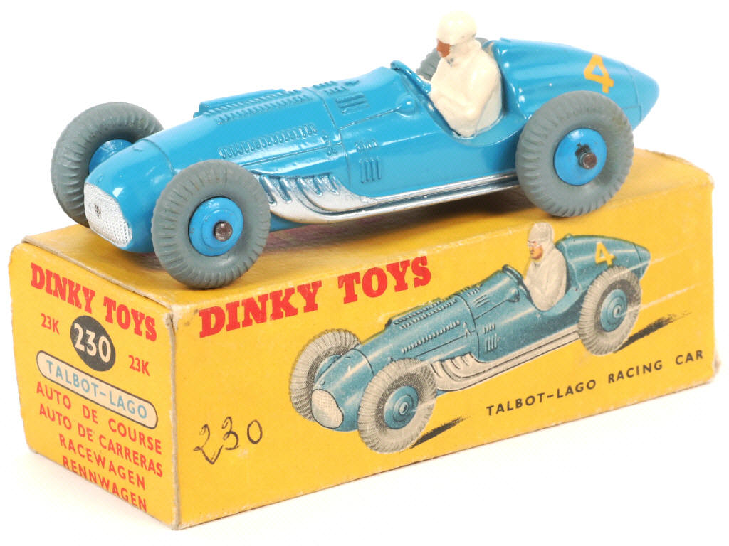 Lot 566 - DINKY TOYS (GB) (1)