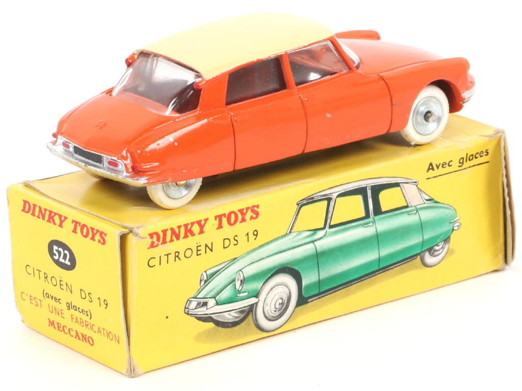 Lot 403 - DINKY TOYS (FRANCE) (1)