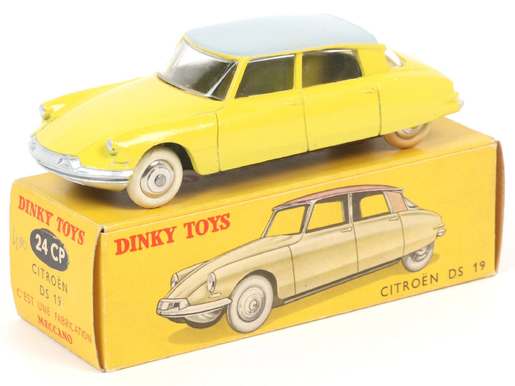 Lot 400 - DINKY TOYS (FRANCE) (1)