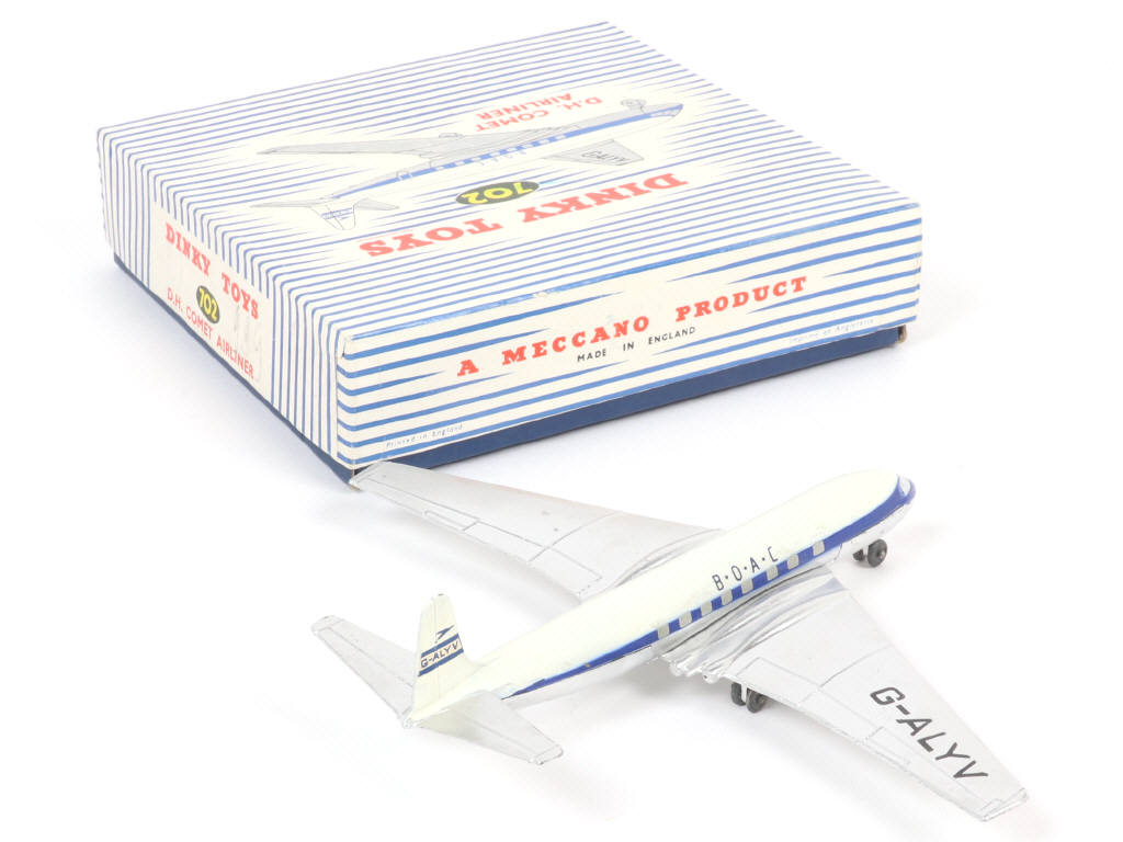 Lot 652 - DINKY TOYS (GB) (1)