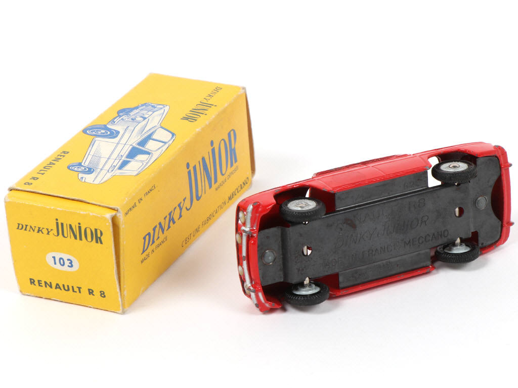 Lot 351 - DINKY TOYS (FRANCE) Série JUNIOR (1)