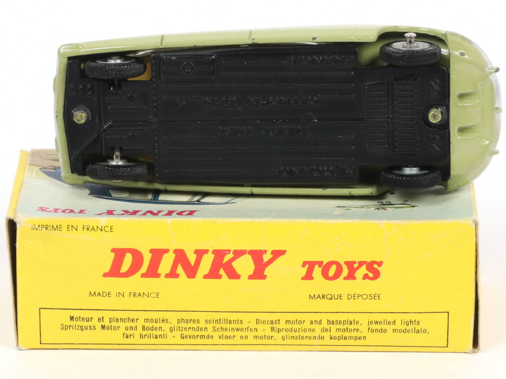 Lot 407 - DINKY TOYS (FRANCE) (1)