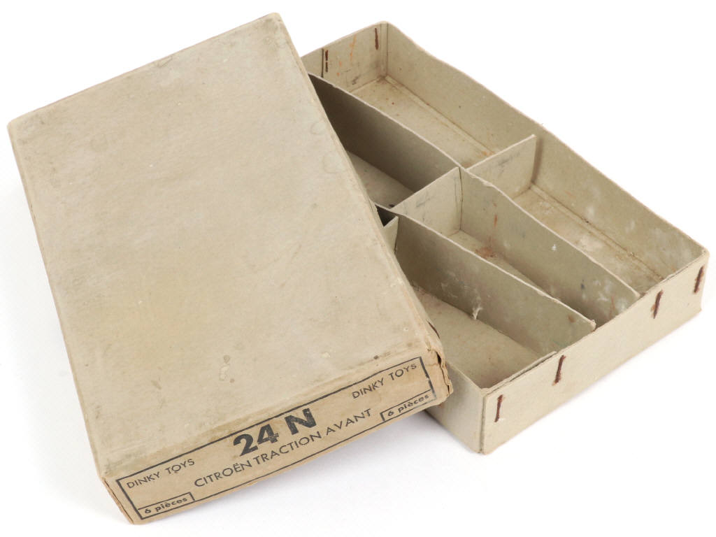 Lot 373 - DINKY TOYS (FRANCE) (2)