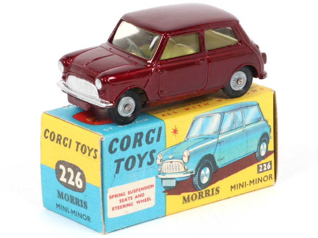 Lot 187 - CORGI TOYS (GB) (1)