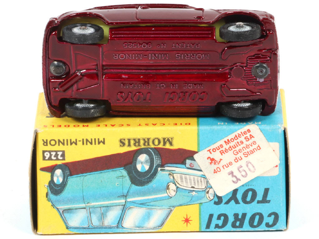 Lot 187 - CORGI TOYS (GB) (1)