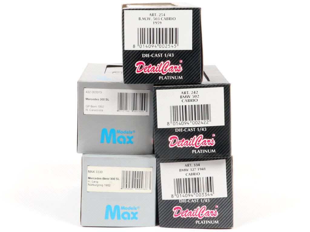 Lot 139 - DIVERS (5)