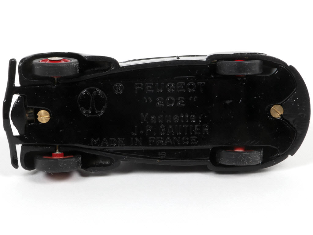 Lot 237 - A.M.R. - X (FRANCE) (1)