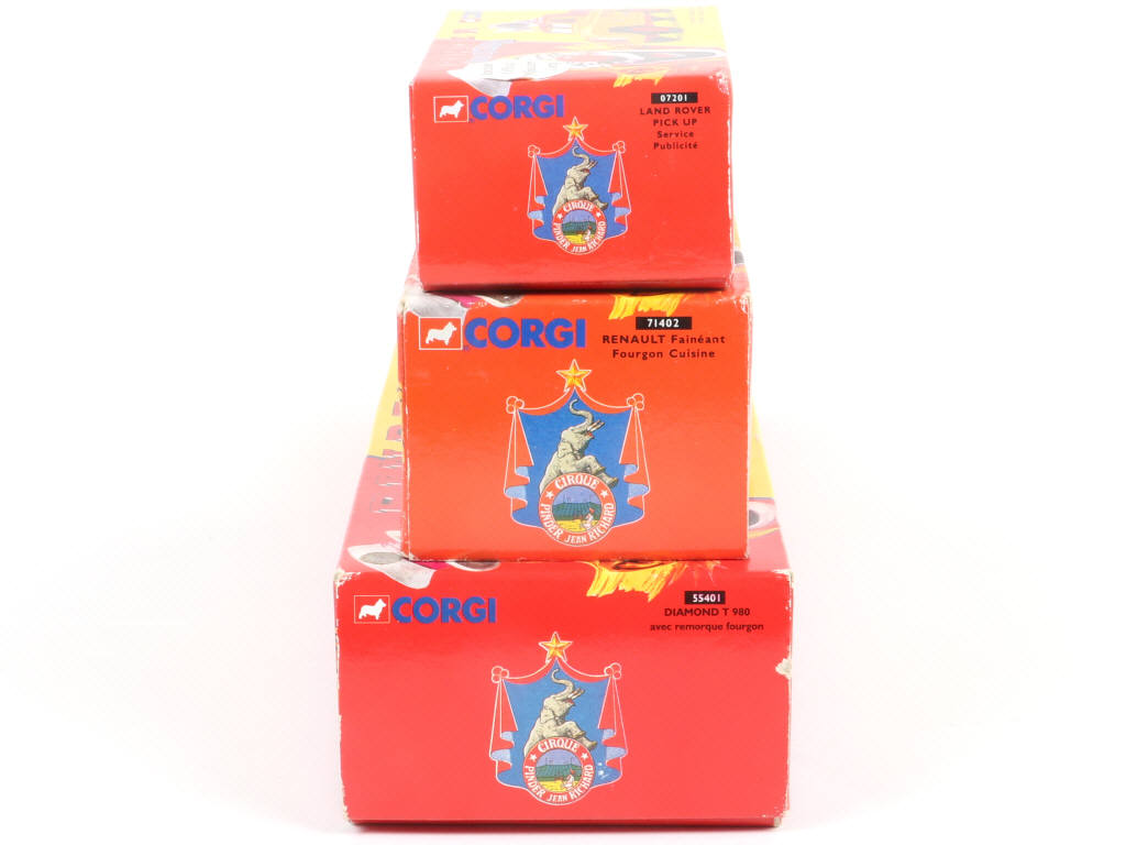 Lot 219 - CORGI TOYS (GB) (3)