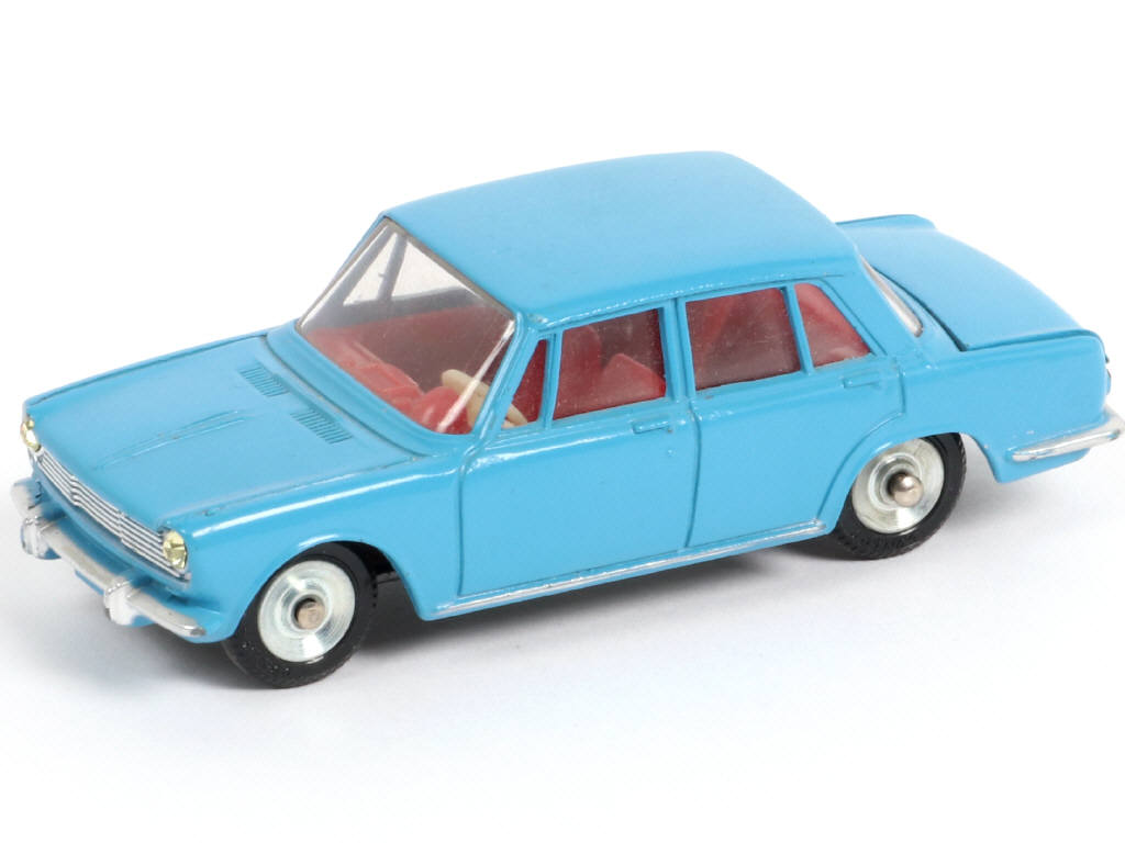 Lot 318 - DINKY TOYS (FRANCE) (1)