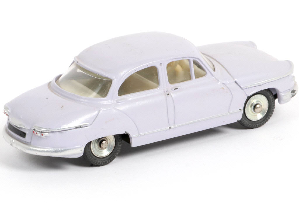 Lot 307 - DINKY TOYS (FRANCE) (1)