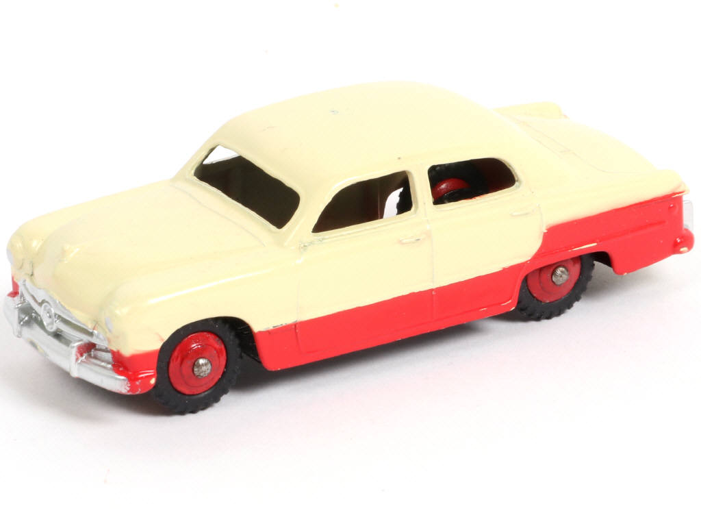 Lot 120 - DINKY TOYS (GB) (1)