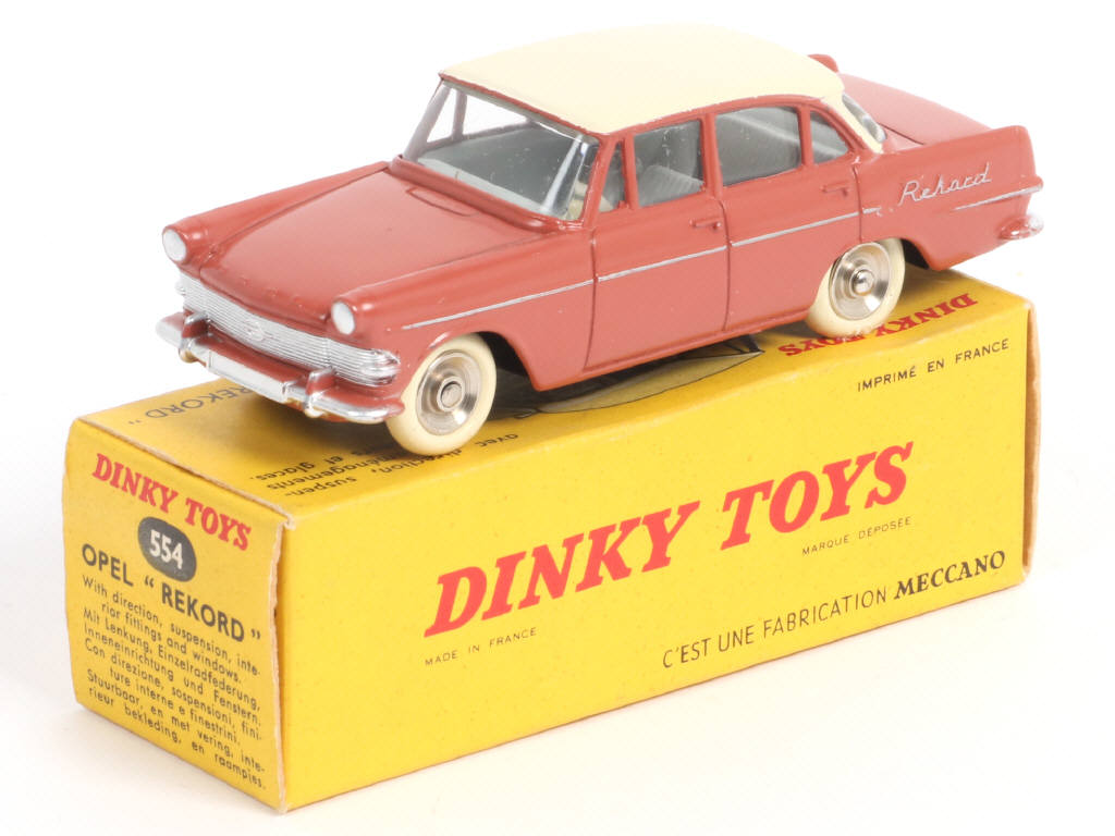 Lot 405 - DINKY TOYS (FRANCE) (1)