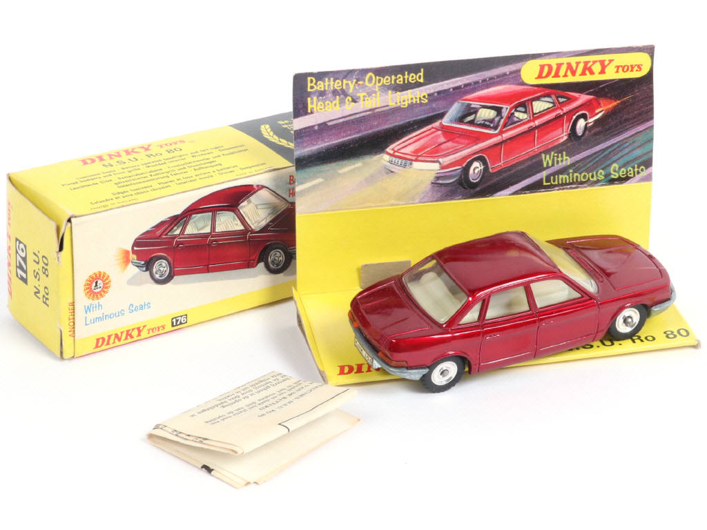 Lot 234 - DINKY TOYS (GB) (1)