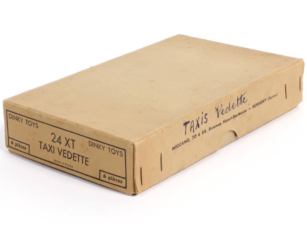 Lot 271 - DINKY TOYS (FRANCE) (1)